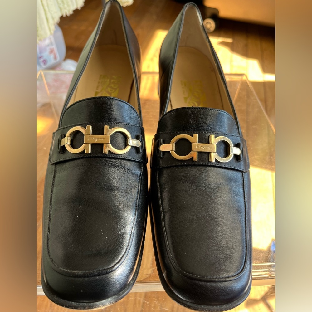Salvatore Ferragamo Black Leather Horsebit Flats Size 10 2A
